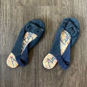 American eagle sandals - Fun shoes but my feet have gotten bigger.